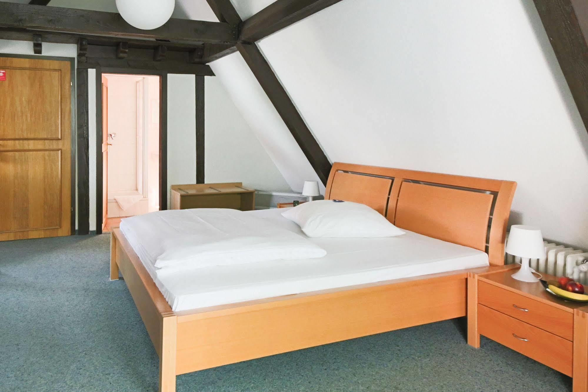 Doernersches Haus Hotel Walldorf  Exterior photo